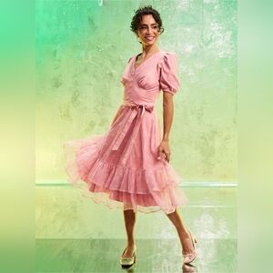 Her Universe Wicked Glinda Dress Size Small